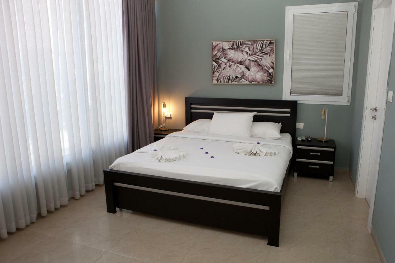 Liber Apartments By Raphael Hotels Tel Aviv Esterno foto